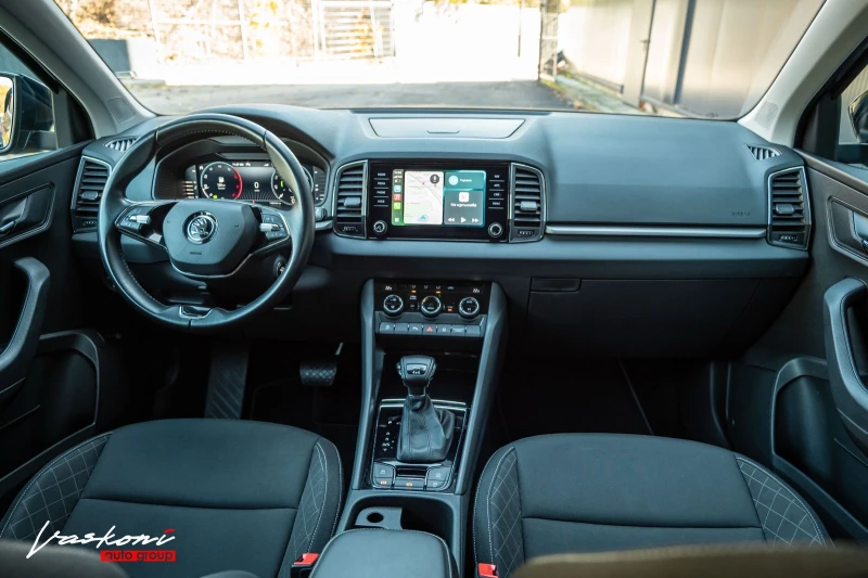 Skoda Karoq 2.0 TDI 4x4 , снимка 17 - Автомобили и джипове - 52389401