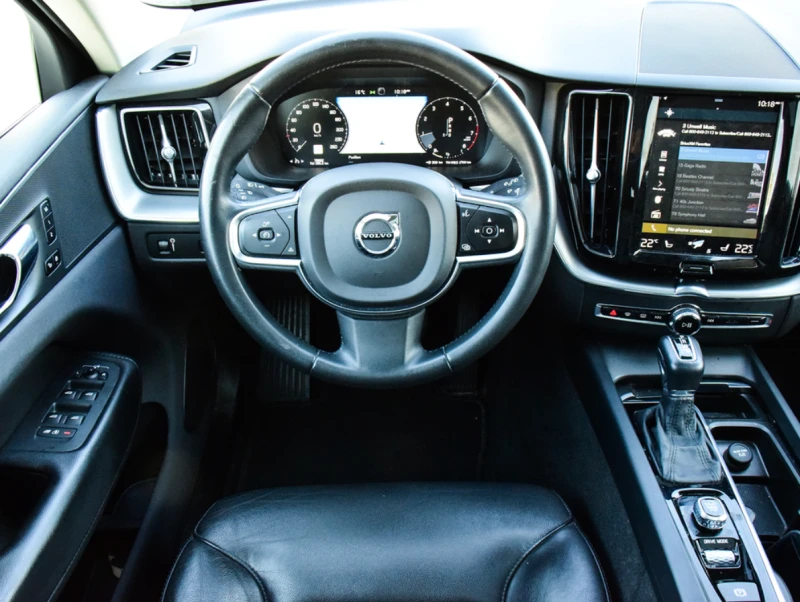 Volvo XC60 2021 Volvo XC60 T5 AWD Momentum, снимка 7 - Автомобили и джипове - 52838404