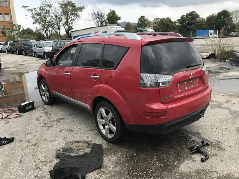 Mitsubishi Outlander 2.0d 140 ps кожа - изображение 6