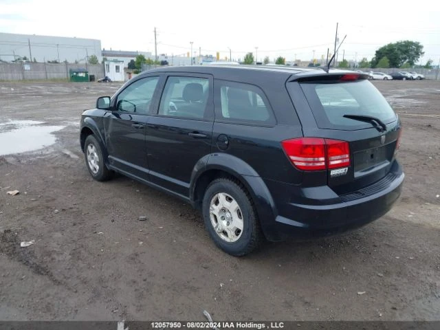 Dodge Journey 2.4 бензин, снимка 3 - Автомобили и джипове - 47571212