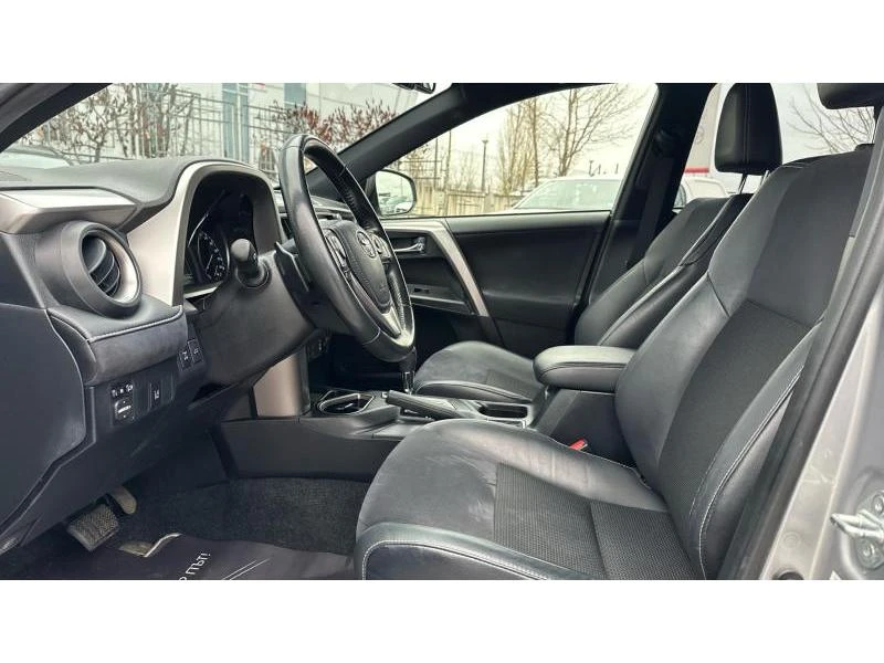 Toyota Rav4 2.0P VVT-i EXECUTIVE PLUS, снимка 12 - Автомобили и джипове - 52704895