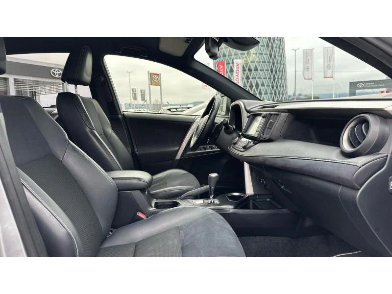 Toyota Rav4 2.0P VVT-i EXECUTIVE PLUS, снимка 6 - Автомобили и джипове - 52704895