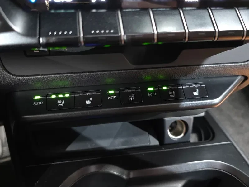 Lexus UX 250h 2WD | Mobile.bg � ����������� 17