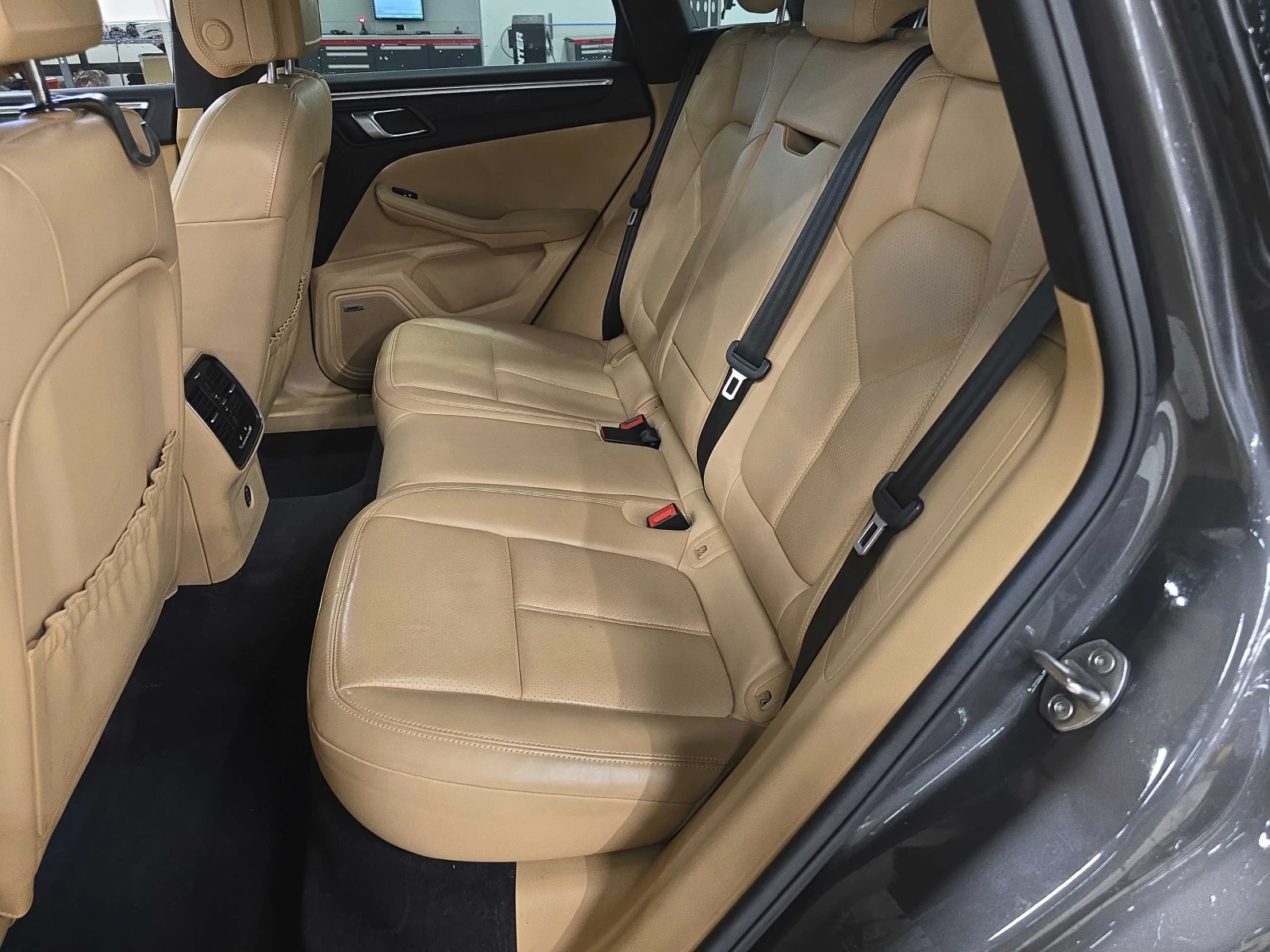 Porsche Macan * * CARFAX * *   * *  | Mobile.bg   13