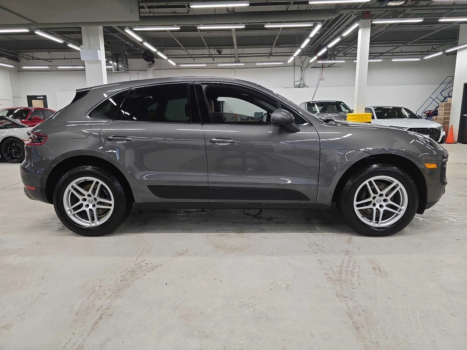 Porsche Macan * * CARFAX * * АВТО КРЕДИТ * *  - изображение 4