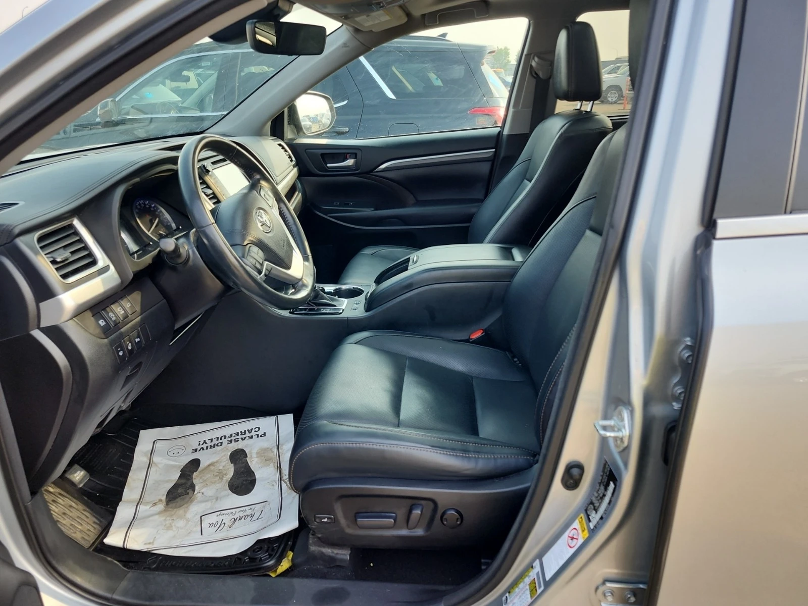 Toyota Highlander Limited Platinum * * Carfax * * Черен Салон * *  - изображение 5