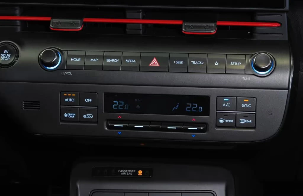 Hyundai Kona EV/218HP/SX2/360/NAVI/KLESS/LED/ACC/893g, снимка 9 - Автомобили и джипове - 53767343