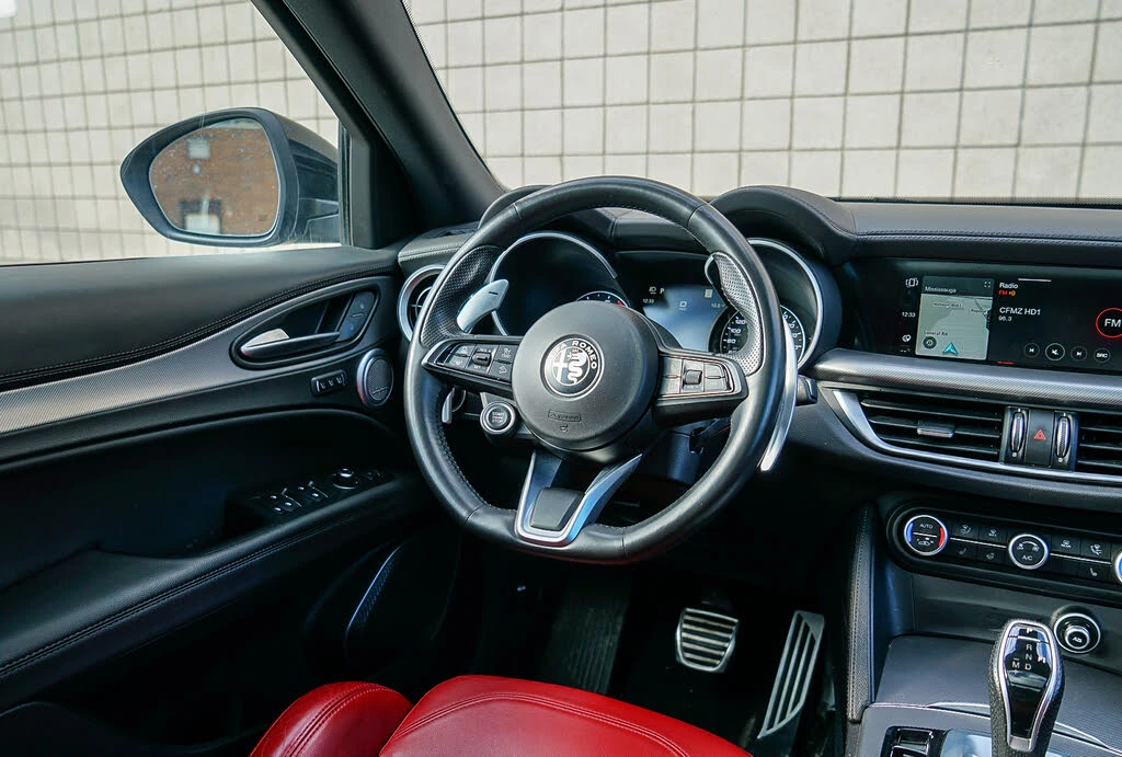 Alfa Romeo Stelvio, снимка 9 - Автомобили и джипове - 53829232