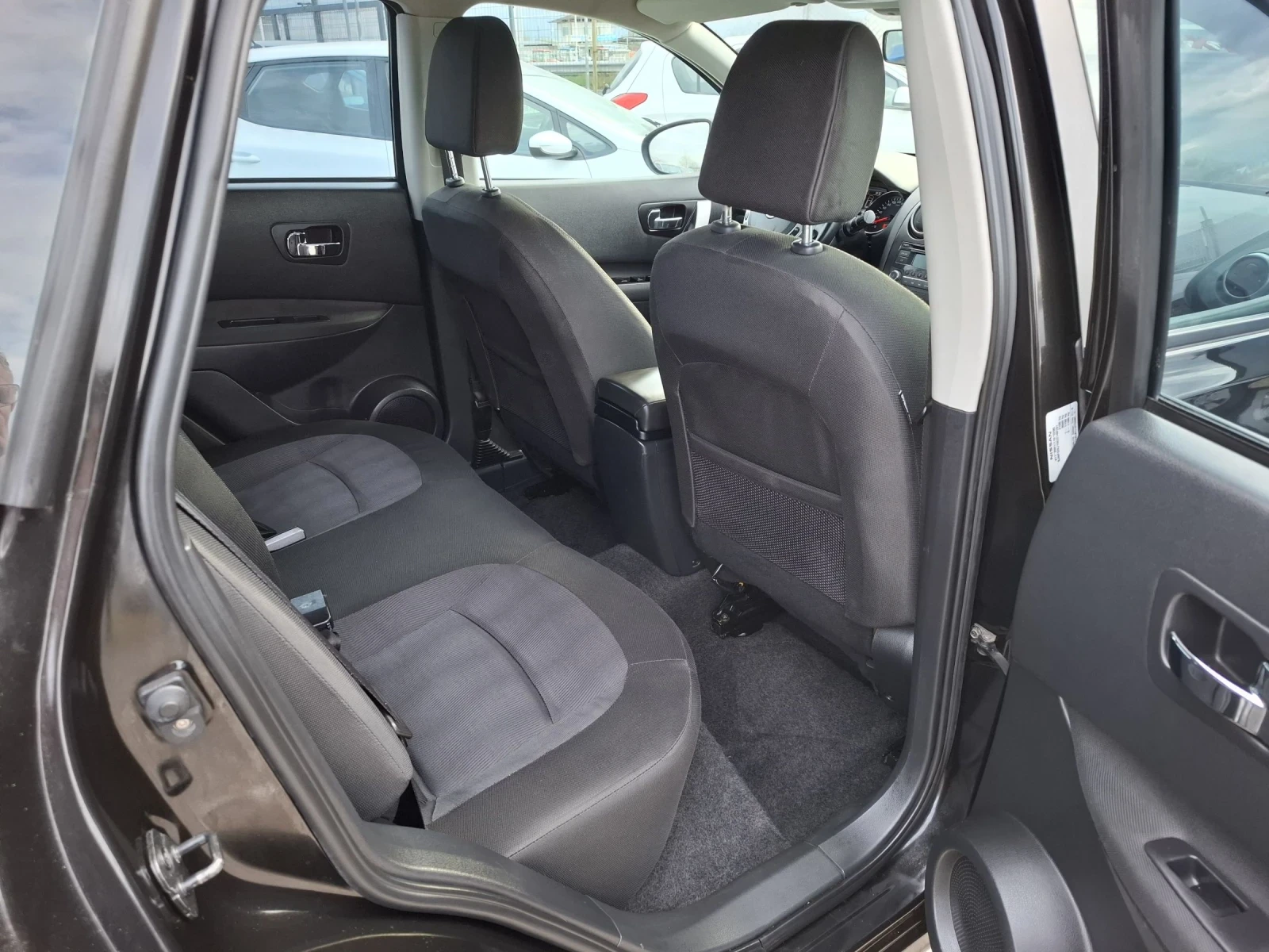 Nissan Qashqai 2.0 DCI 4X4 | Mobile.bg � ����������� 14