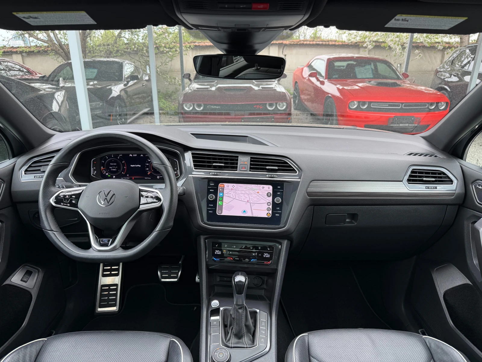 VW Tiguan R-LINE, ALLSPACE, 7-SEATS, снимка 13 - Автомобили и джипове - 54270431