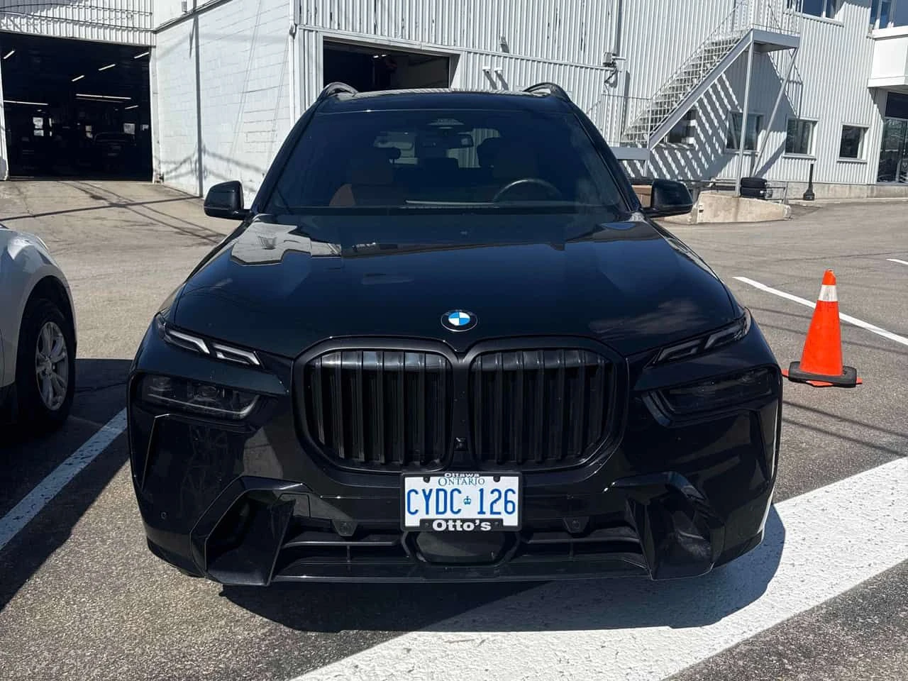 BMW X7 * xDrive40i * LASER* DISTRONIC* HUD* 360* , снимка 6 - Автомобили и джипове - 54478047