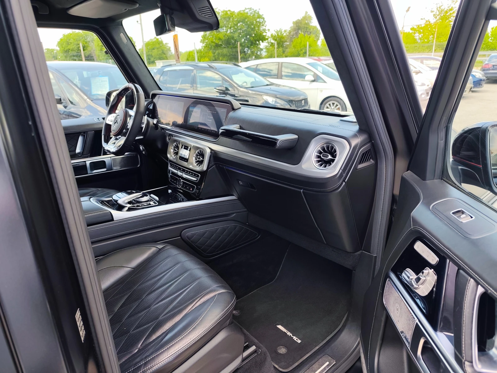 Mercedes-Benz G 63 AMG, снимка 12 - Автомобили и джипове - 54700660