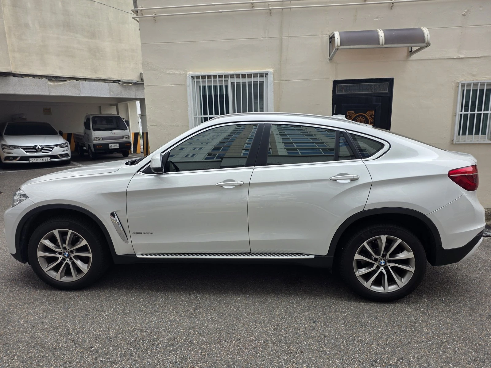 BMW X6 xDrive30d* ���* HUD* 360* ������ ���� | Mobile.bg � ����������� 10