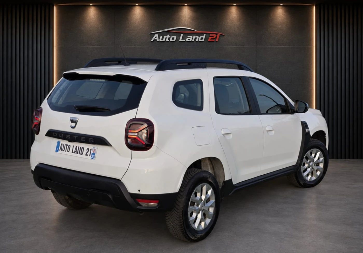 Dacia Duster 1.5BlueDCI* 115кс* 4x4* FACE LIFT* , снимка 5 - Автомобили и джипове - 55667646