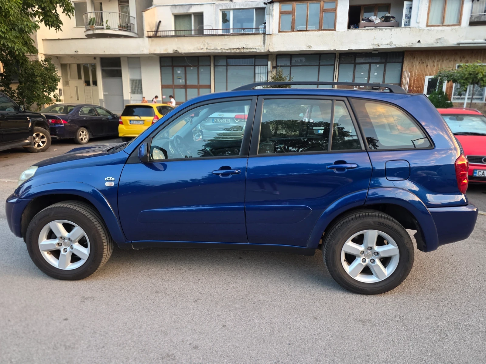 Toyota Rav4, снимка 6 - Автомобили и джипове - 56151219