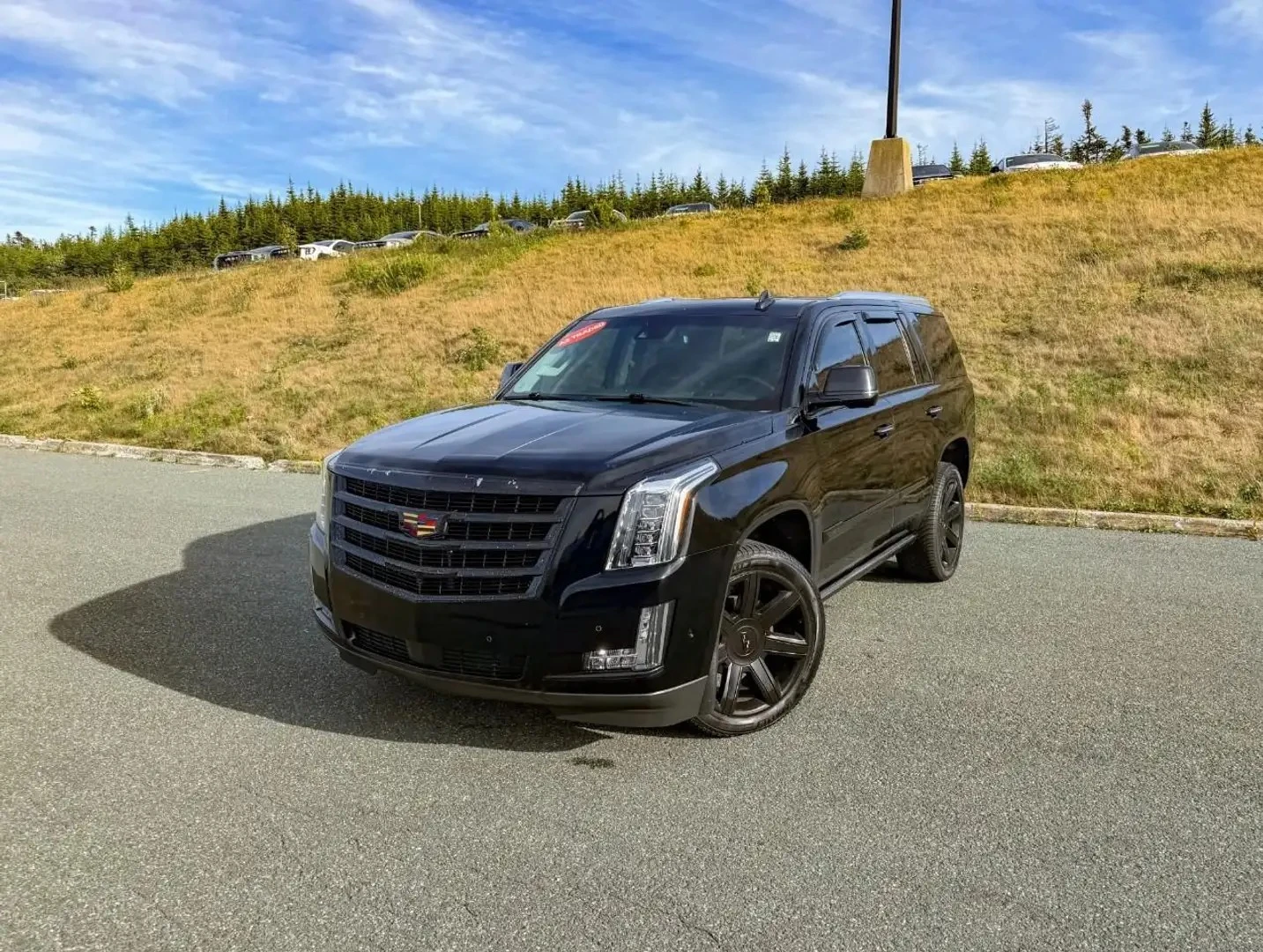 Cadillac Escalade Premium Luxury Цена до България & АвтоКредит, снимка 2 - Автомобили и джипове - 56156486