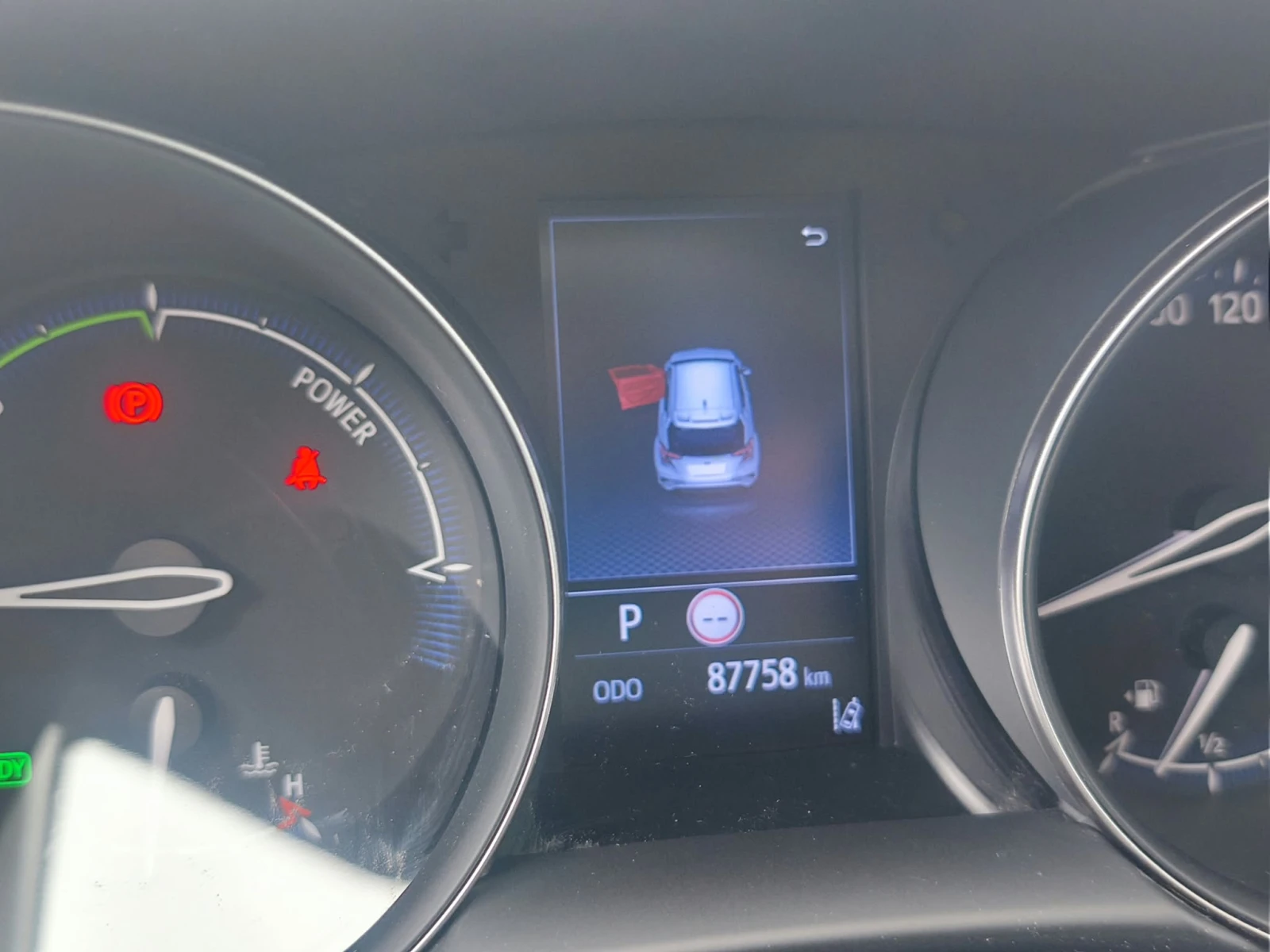 Toyota C-HR 1.8 Hybrid Club �������� | Mobile.bg � ����������� 11