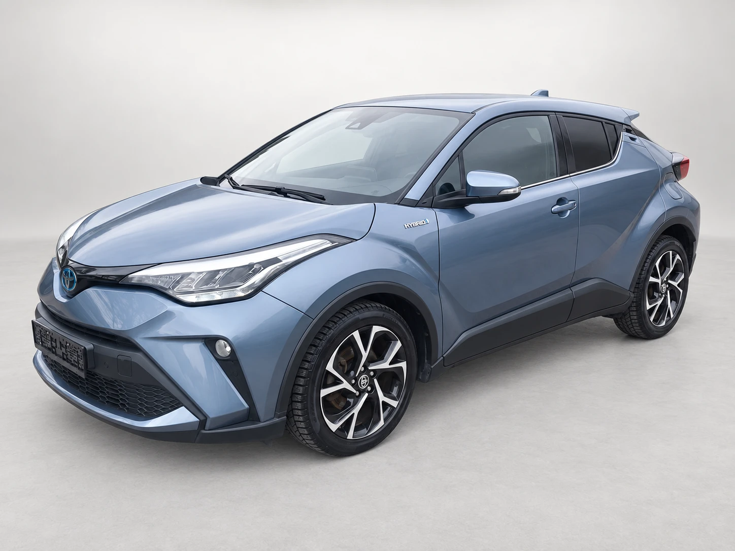 Toyota C-HR 1.8 Hybrid Club ГАРАНЦИЯ