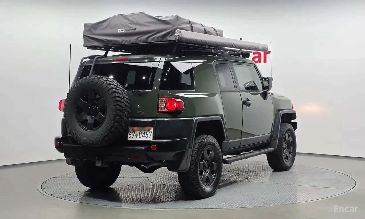 Toyota Fj cruiser, снимка 2 - Автомобили и джипове - 56686468
