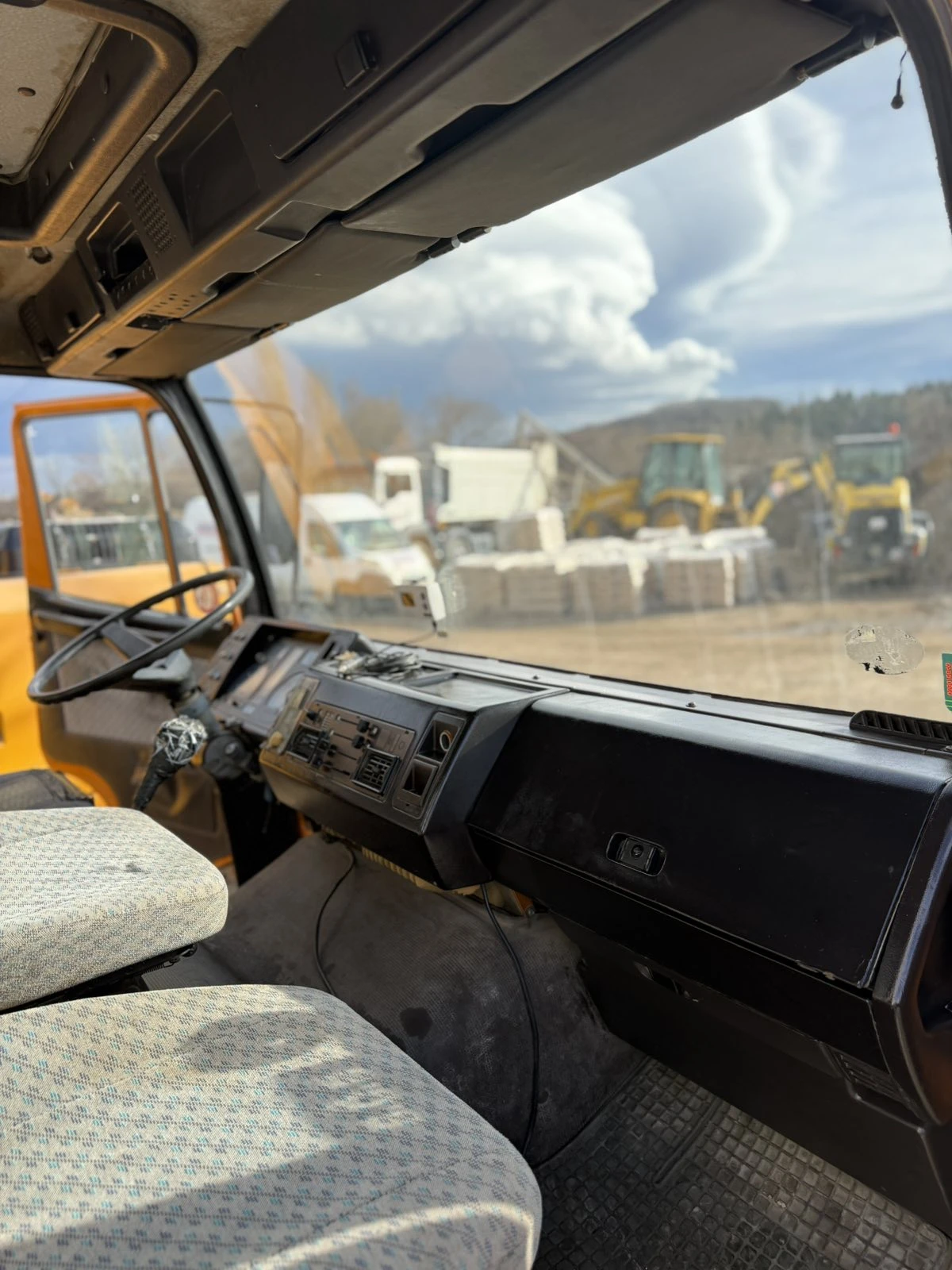 Steyr 17S23 17 S 18 Напълно обслужен, снимка 16 - Камиони - 53714283