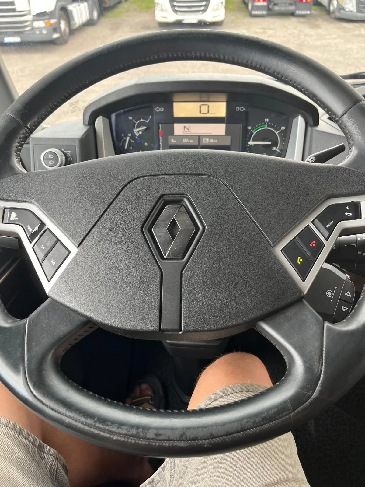 Renault T, снимка 12 - Камиони - 55817668