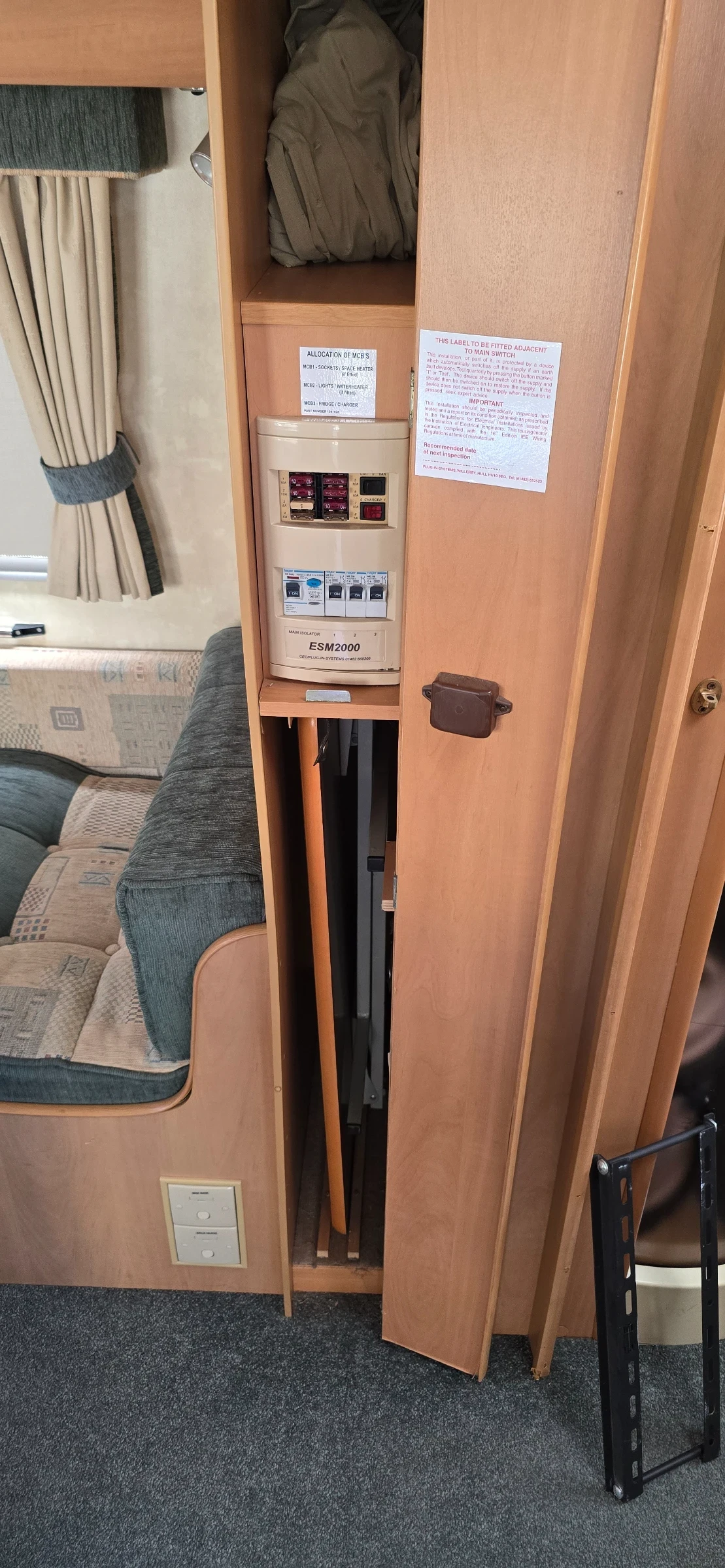 Каравана Swift CHALLENGER, снимка 14 - Каравани и кемпери - 54325742