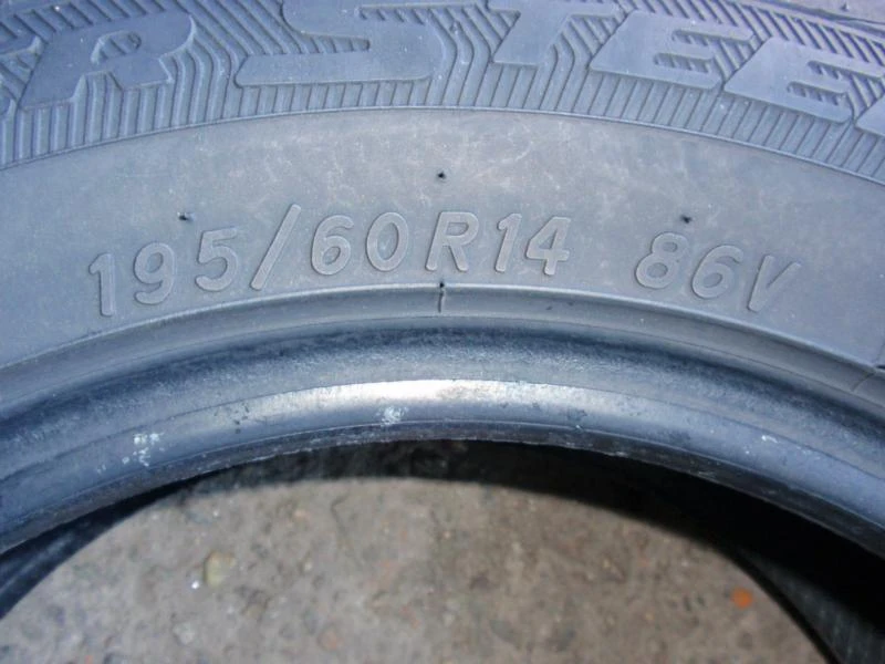 Гуми Летни 195/60R14, снимка 11 - Гуми и джанти - 7027623