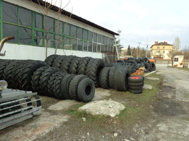 Гуми Летни 235/45R18, снимка 15 - Гуми и джанти - 9727982