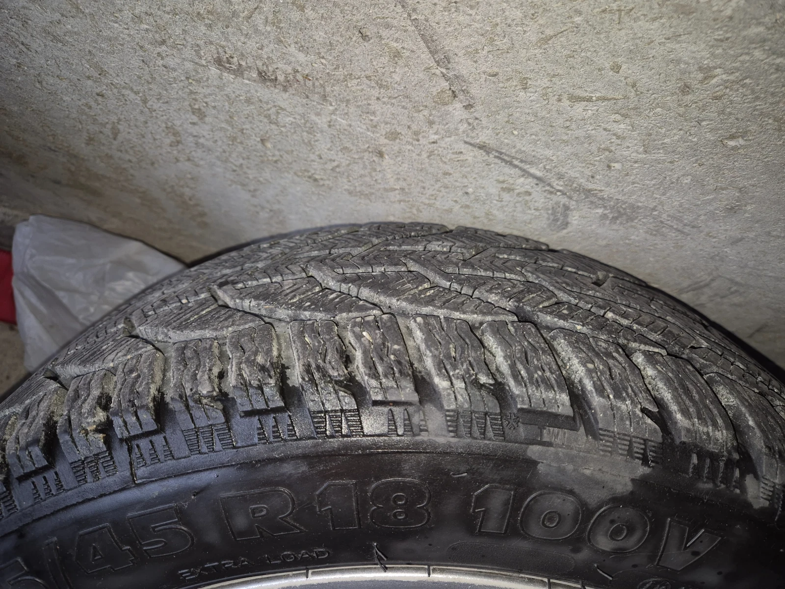    245/45R18 | Mobile.bg   5