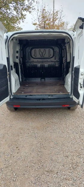 Fiat Doblo 1.6 JTD клима, снимка 9