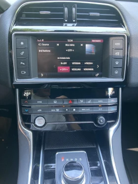 Jaguar XE R-Sport - 22900 лв. - 25917348 12