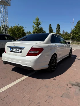 Mercedes-Benz C 220 AMG-Панорама-Бяла перла - 6800 € - 67809166 3