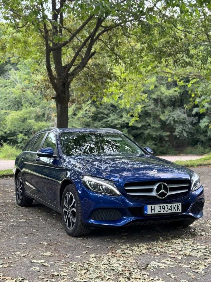 Mercedes-Benz C 220, снимка 2 - Автомобили и джипове - 46257505