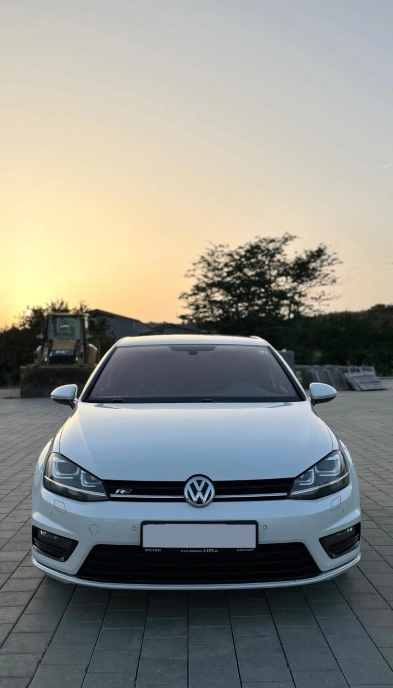 VW Golf 1.4TSI, 3x R line, Dynaudio, снимка 8 - Автомобили и джипове - 47034343