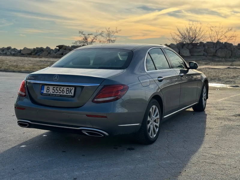 Mercedes-Benz E 220 Airmatic, Widescreen, Elegance , снимка 6 - Автомобили и джипове - 47738840