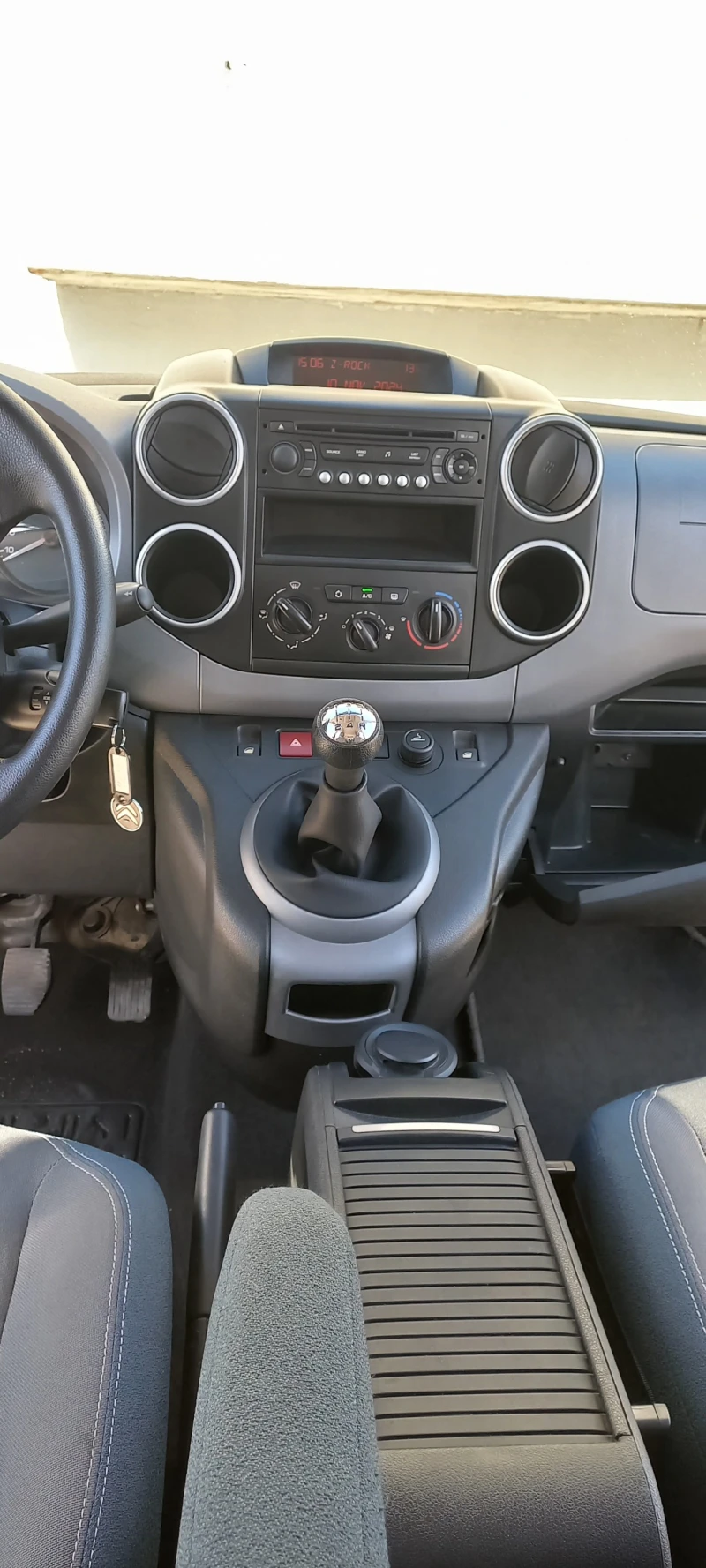 Citroen Berlingo В9, снимка 14 - Автомобили и джипове - 47930562