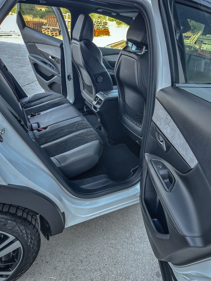 Peugeot 3008 1.5HDI * GT Line * Keyless * PANORAMA * Ambient L, снимка 13 - Автомобили и джипове - 52542254