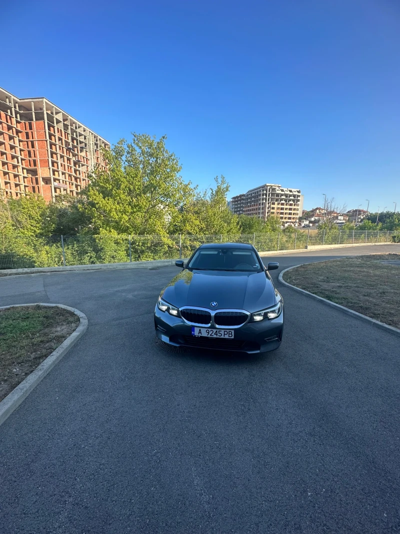 BMW 320, снимка 3 - Автомобили и джипове - 52374676