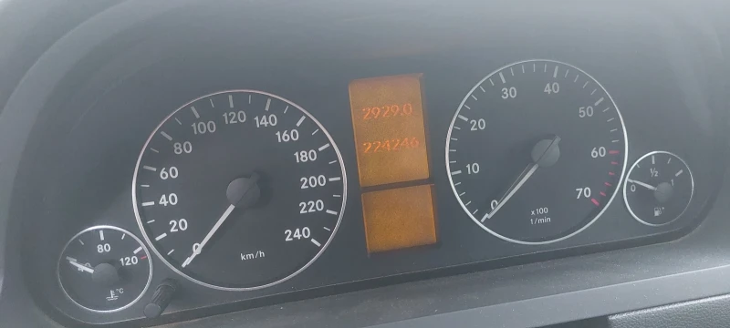 Mercedes-Benz A 150 A.150, снимка 6 - Автомобили и джипове - 53112070