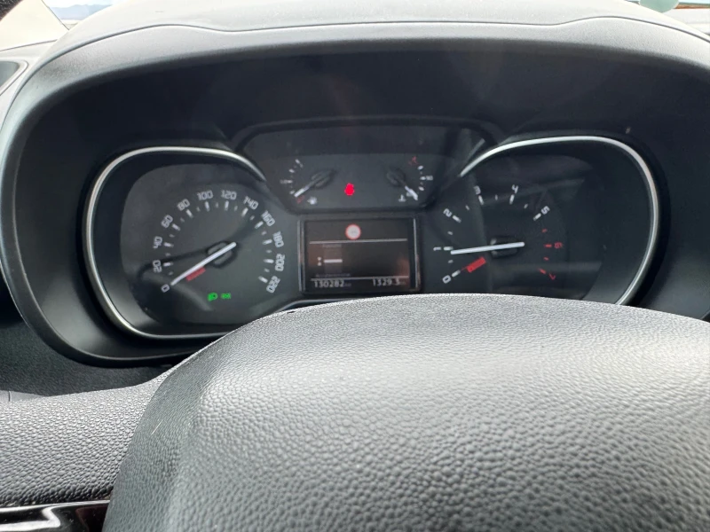 Citroen Berlingo 1.5 HDI evro 6 , снимка 8 - Автомобили и джипове - 53424423