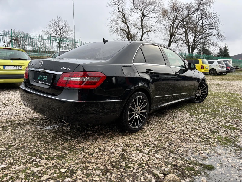 Mercedes-Benz E 350 БЕЗУПРЕЧНА!!, снимка 4 - Автомобили и джипове - 53526003