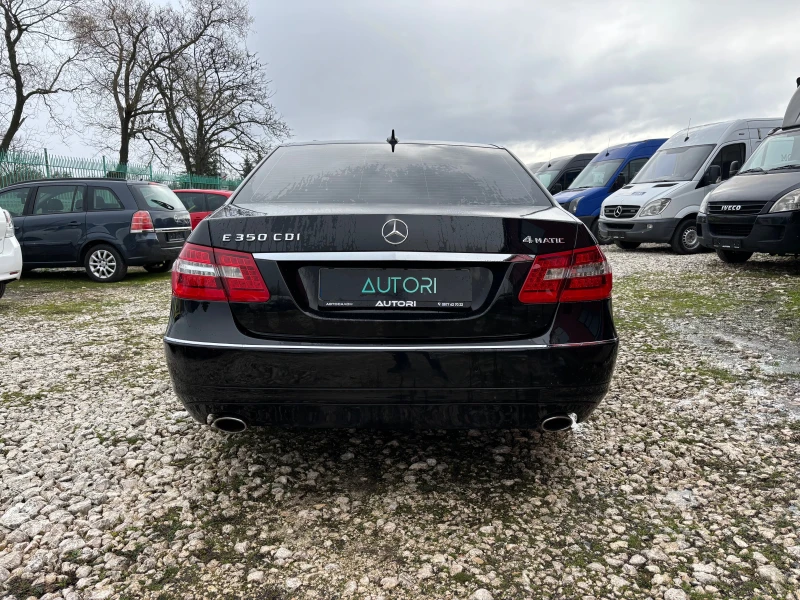 Mercedes-Benz E 350 БЕЗУПРЕЧНА!!, снимка 5 - Автомобили и джипове - 53526003
