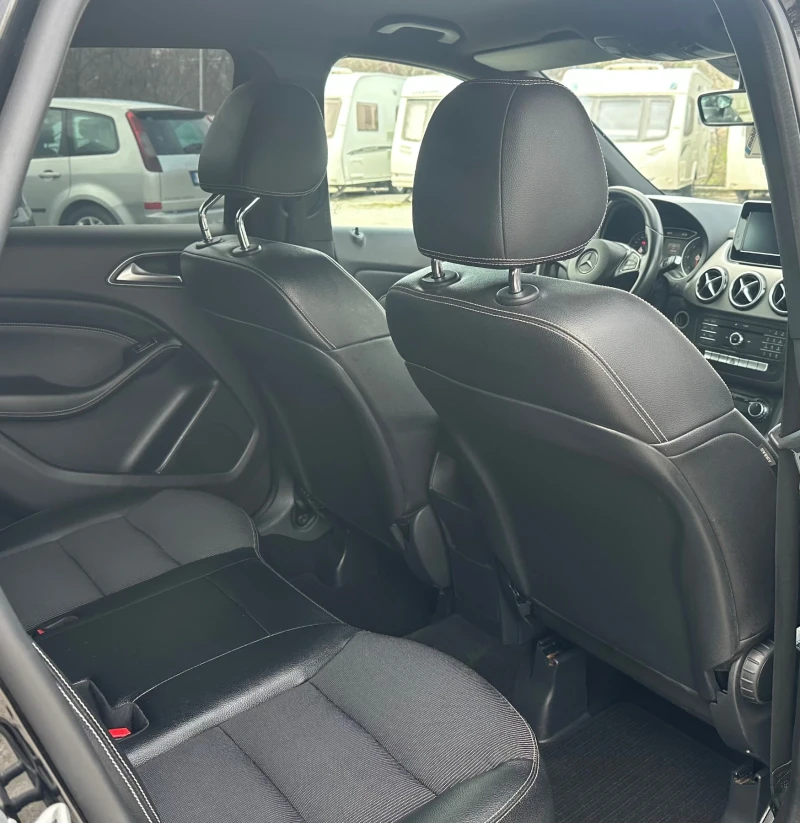 Mercedes-Benz B 200 D/Navi/Led, снимка 8 - Автомобили и джипове - 53572513
