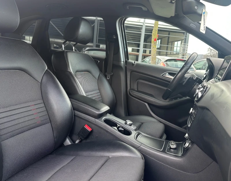 Mercedes-Benz B 200 D/Navi/Led, снимка 14 - Автомобили и джипове - 53572513