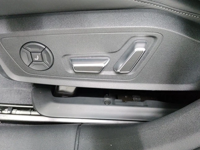 Audi A6 Avant TDI Quattro = S-line = Гаранция, снимка 4 - Автомобили и джипове - 56181809