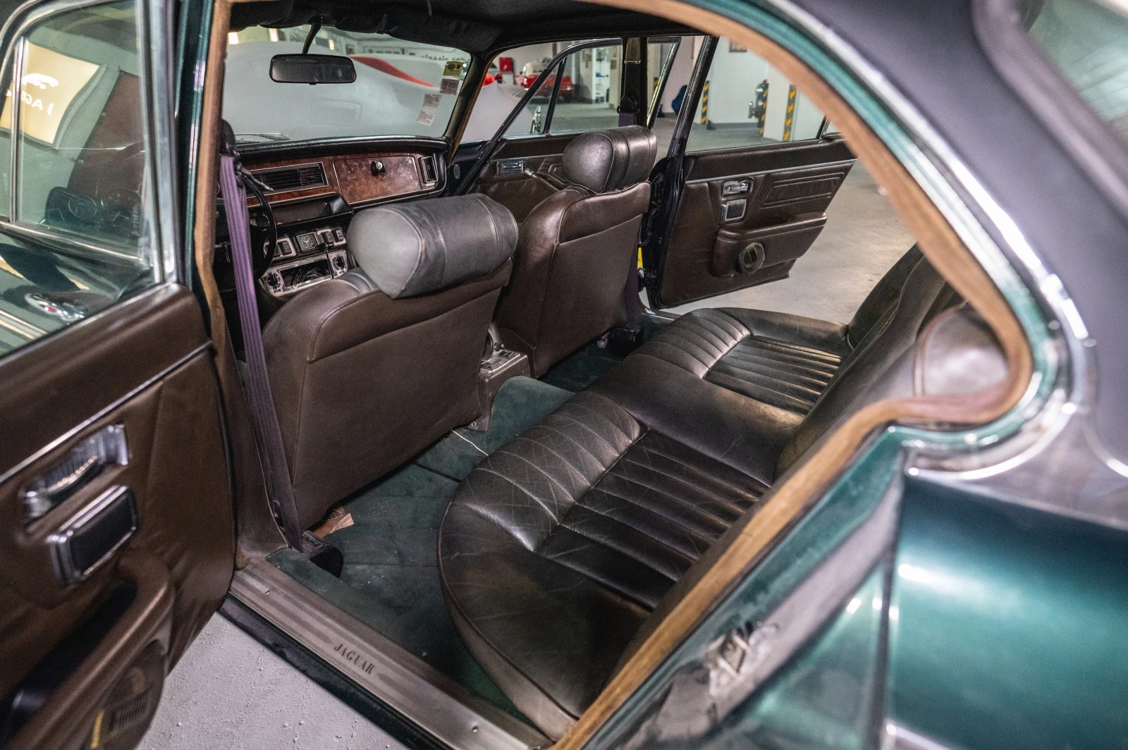 Jaguar Xj 76 type XJ12  | Mobile.bg   17