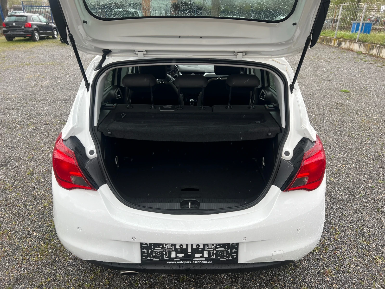 Opel Corsa 1.4 BLACK EDITION - изображение 4
