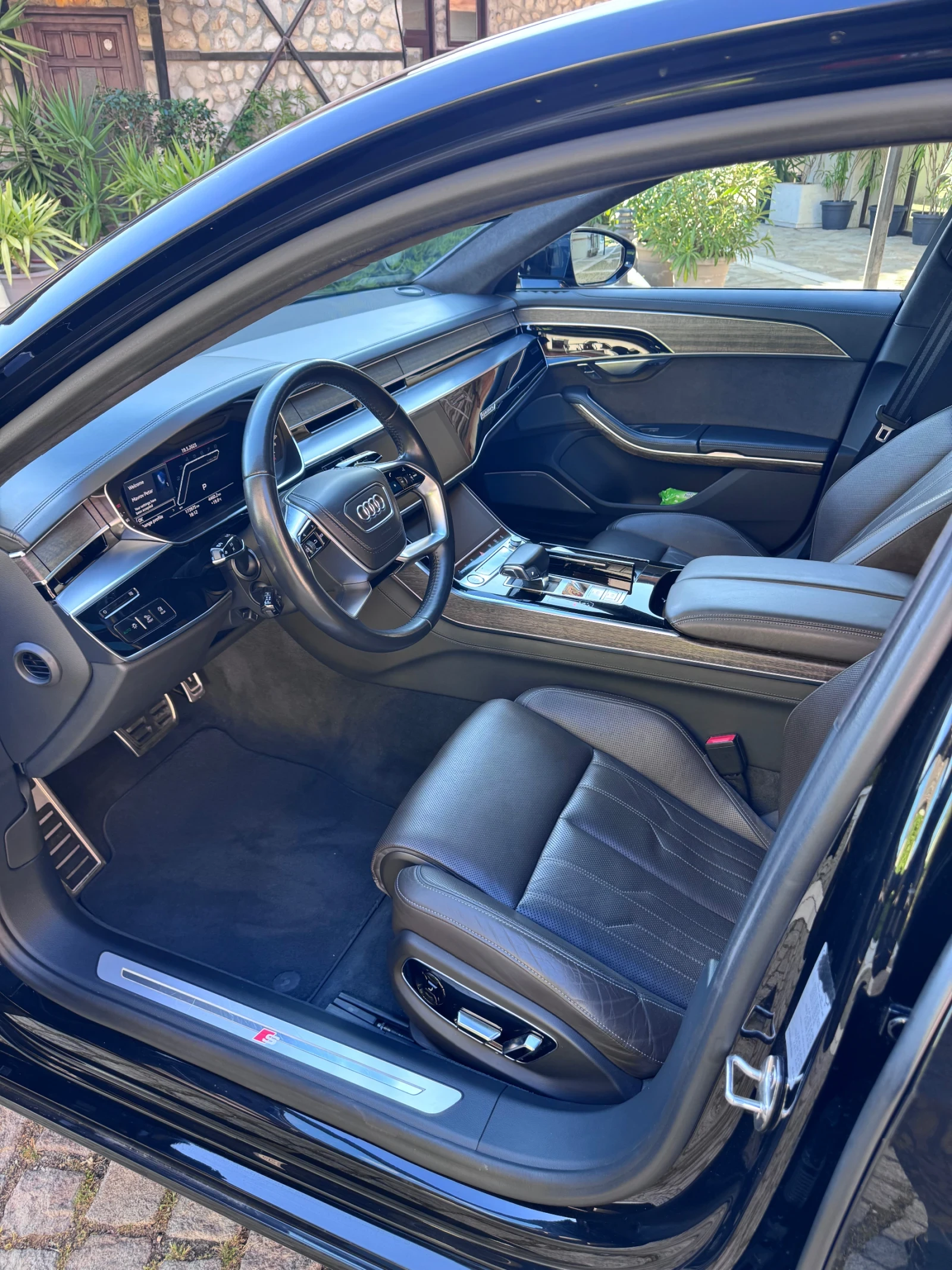 Audi A8 S8 Black Optic - изображение 9