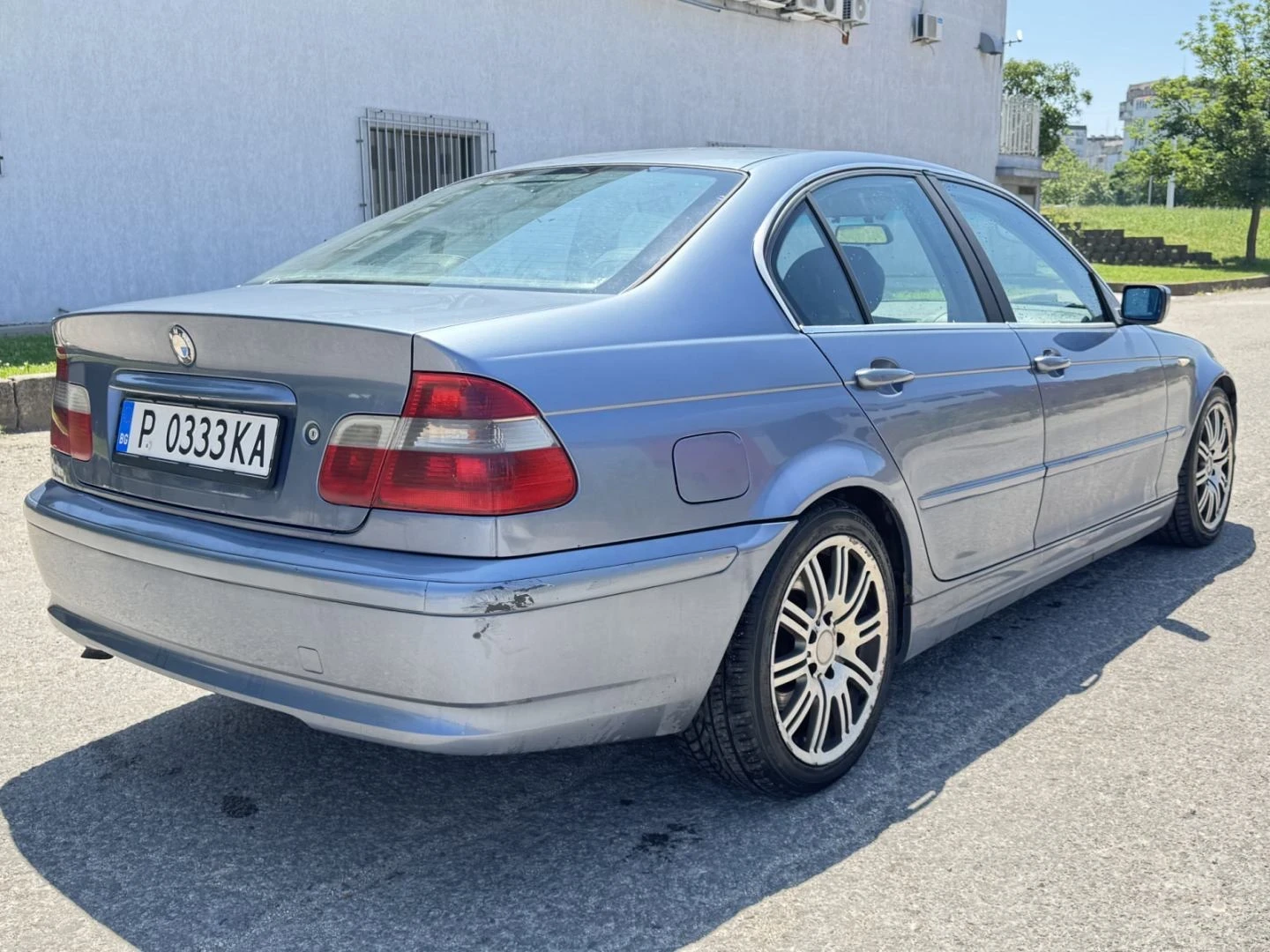 BMW 320 320d 5 скорости, фейслифт - изображение 4