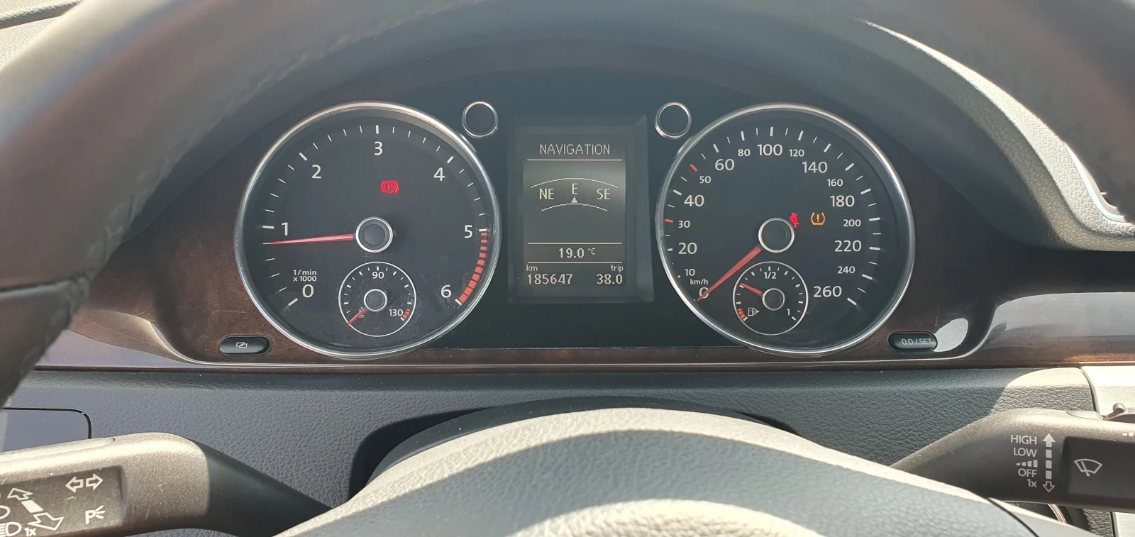 VW Passat 2.0TDI- CARAT - изображение 9